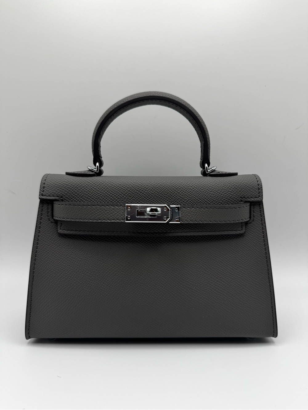 The Kinsley 19 - Charcoal Grey